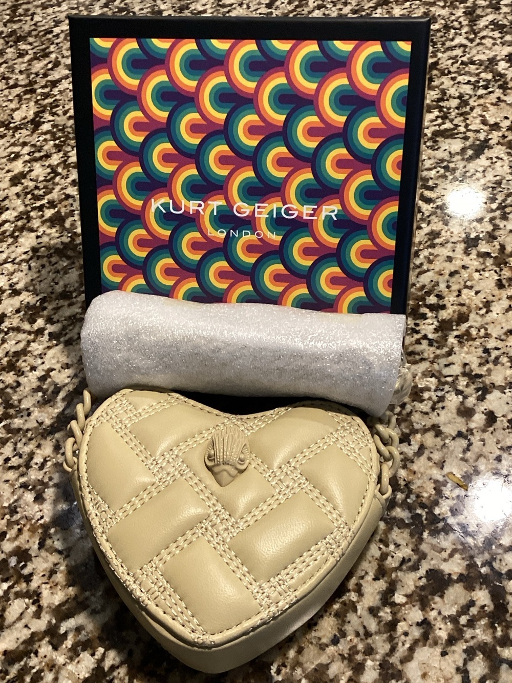 Kurt Geiger Cream Quilted Heart Coin Pouch